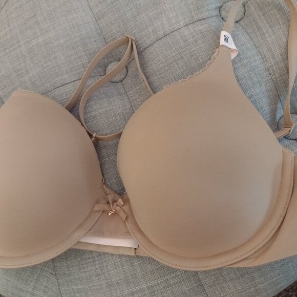 Victoria's Secret Body By Victoria 36B Bra - Picture 2 of 8